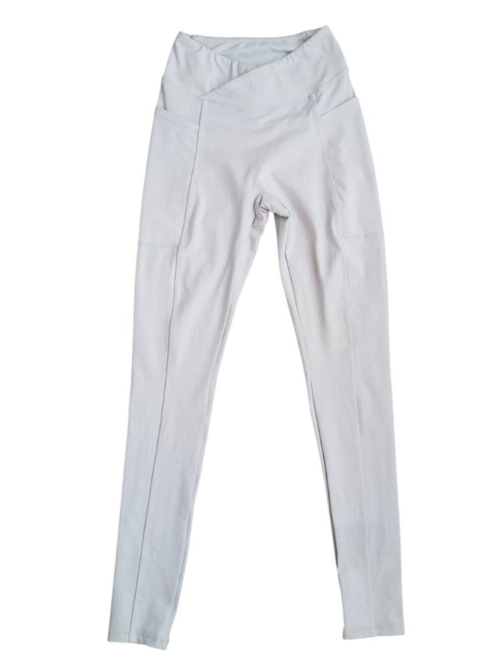 Bo+Tee Light Gray High-Waisted Scrunch Leggings - V-Front Cross Waist, Size XS
